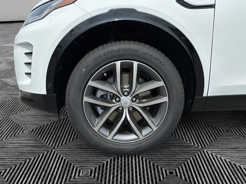 New 2026 Land Rover Discovery Sport Landmark AWD/4WD image 14