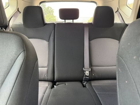 Used 2025 Kia Soul LX w/ LX Technology Package FWD image 37