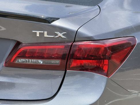 Used 2018 Acura TLX V6 w/ Technology & A-SPEC Pkg FWD image 7