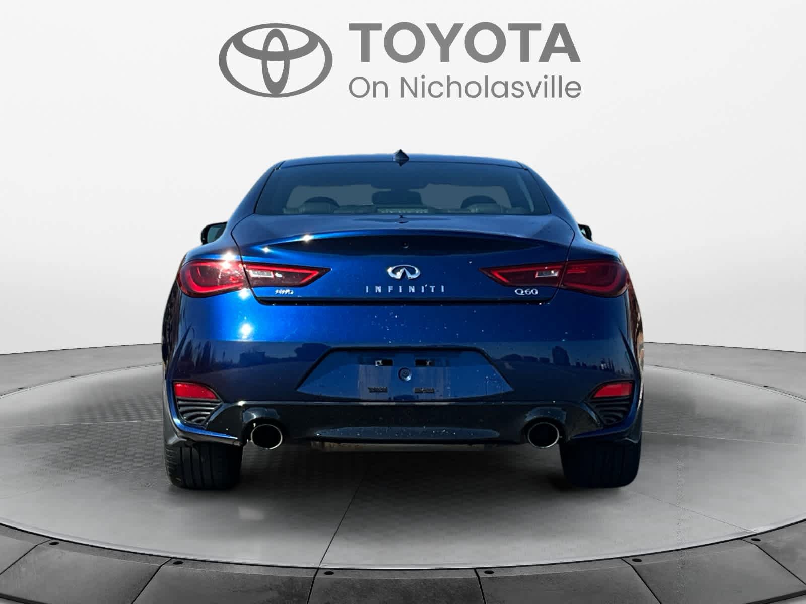 Used 2019 INFINITI Q60 3.0t Luxe w/ Essential Package AWD/4WD image 4