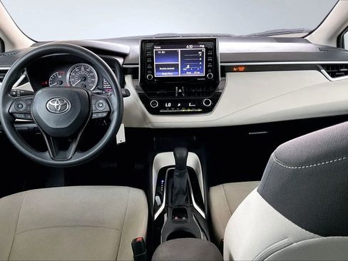 Used 2021 Toyota Corolla LE image 7