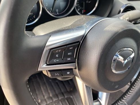 Used 2025 MAZDA MX-5 Miata RF Club RWD image 19
