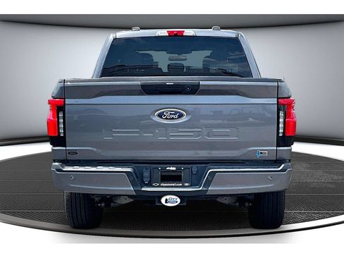 Used 2022 Ford F150 Lightning XLT AWD/4WD image 6