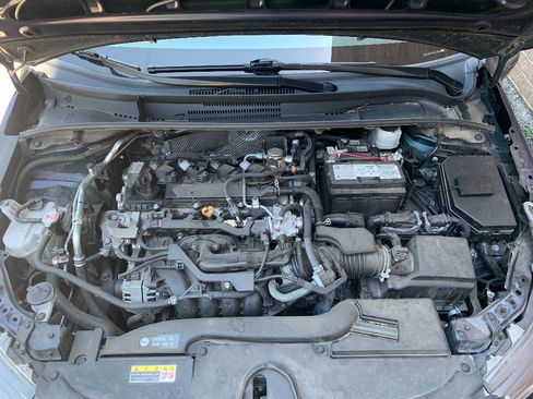 Used 2024 Toyota Corolla LE FWD image 34