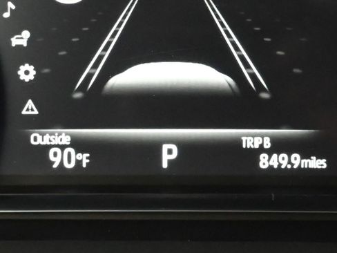 Used 2023 Toyota Venza Nightshade AWD/4WD image 22