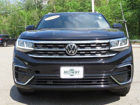 Used 2020 Volkswagen Atlas Cross Sport SEL R-Line AWD/4WD image 2