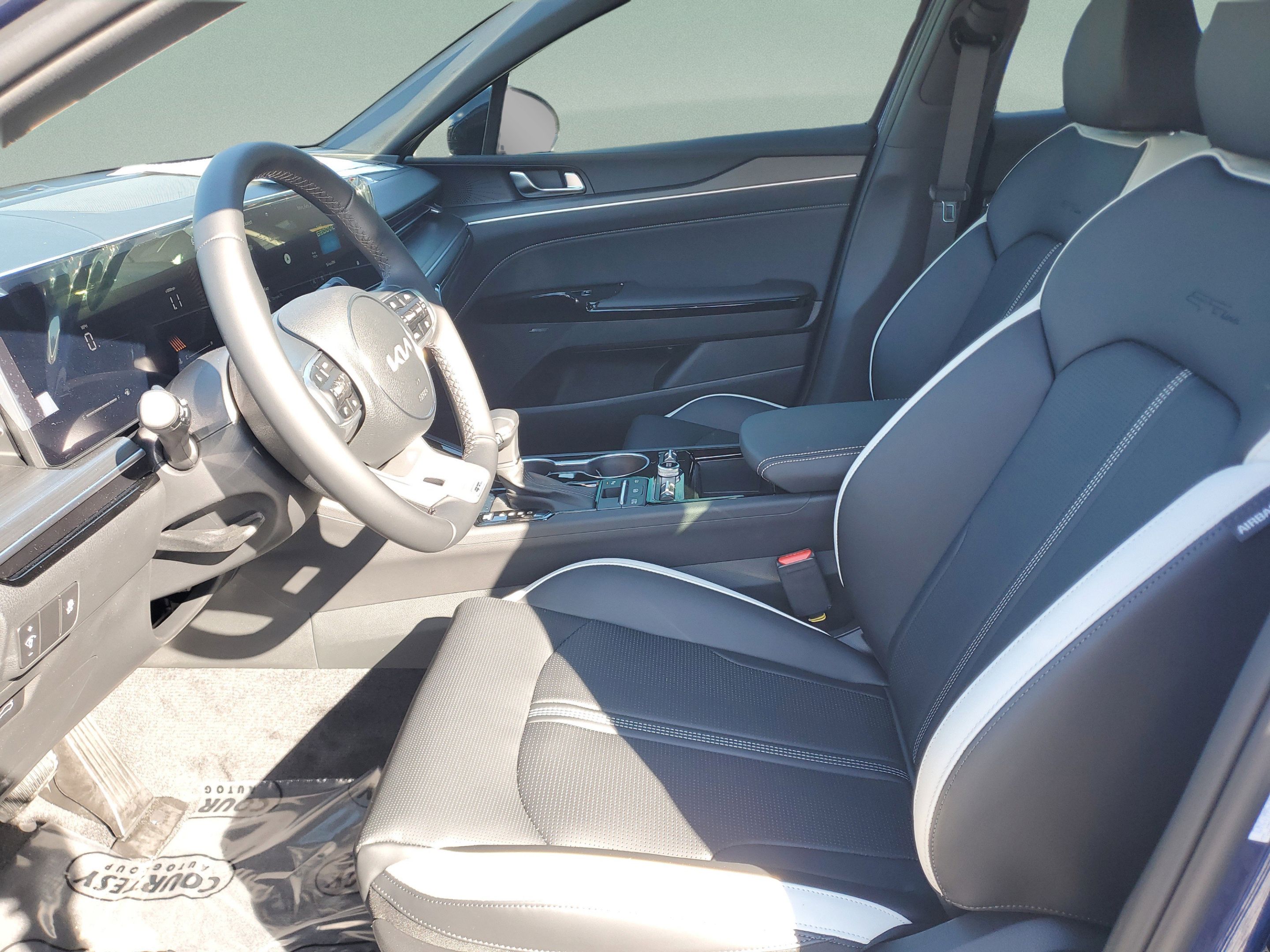 New 2026 Kia K5 GT-Line w/ GT-Line Premium Package FWD image 17