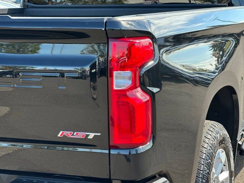 Used 2023 Chevrolet Silverado 1500 RST image 24