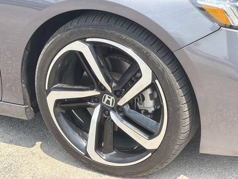 Used 2020 Honda Accord Sport image 15