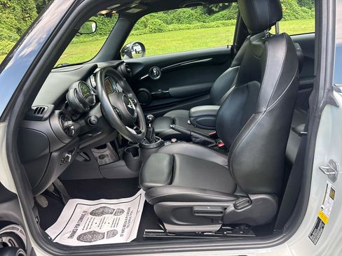 Used 2016 MINI Cooper S FWD image 17