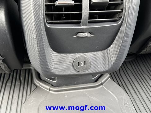 Certified 2025 Ford Mustang Mach-E Premium image 23