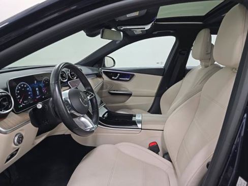 Used 2023 Mercedes-Benz C 300 4MATIC Sedan image 5