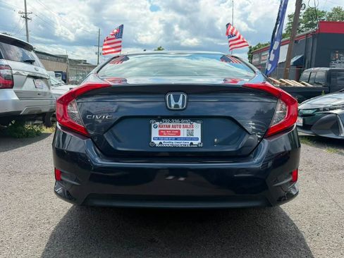 Used 2018 Honda Civic LX image 4