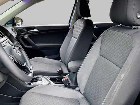 Used 2019 Volkswagen Tiguan S FWD image 8