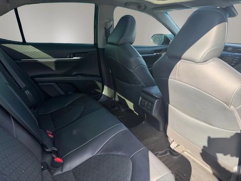 Used 2019 Toyota Camry XSE FWD image 36