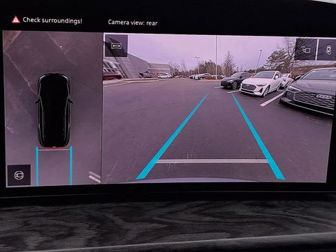 Used 2025 Audi Q5 Premium Plus w/ Premium Plus image 19