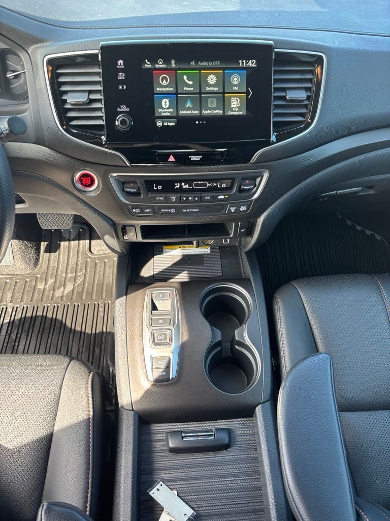 Used 2022 Honda Passport TrailSport image 17