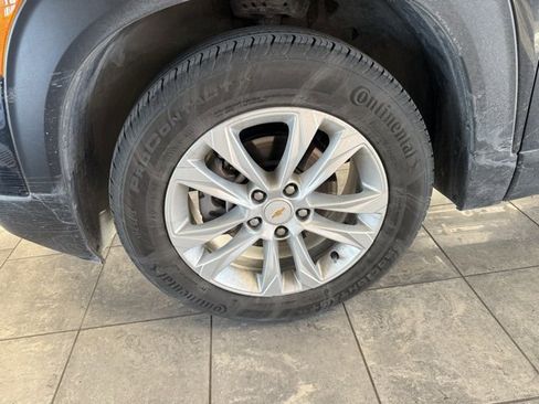 Used 2023 Chevrolet TrailBlazer LS image 5