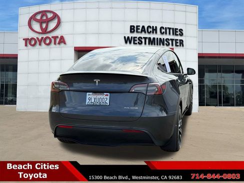 Used 2024 Tesla Model Y Performance AWD/4WD image 11