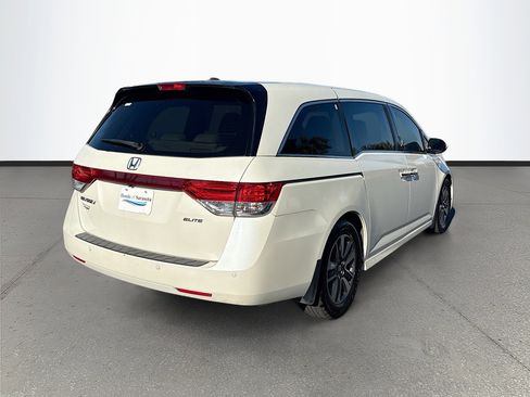 Used 2016 Honda Odyssey Touring image 4