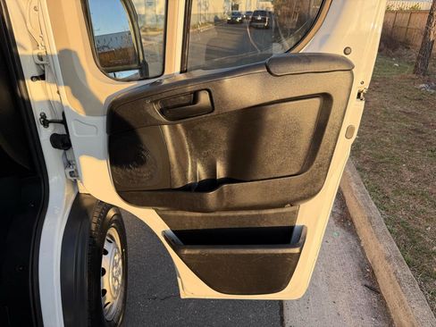 Used 2016 RAM ProMaster 1500 image 21