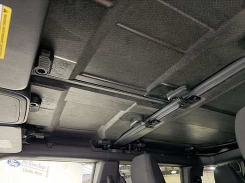Used 2025 Ford Bronco Big Bend AWD/4WD image 5
