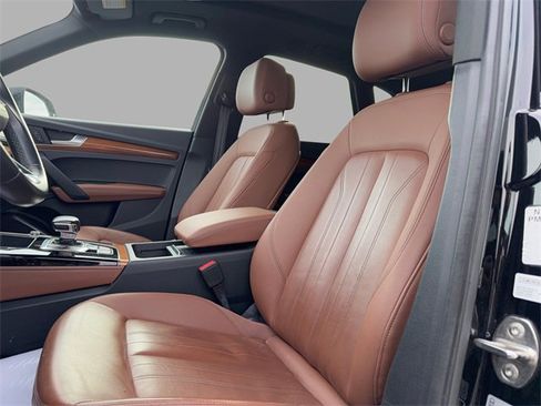 Used 2021 Audi Q5 2.0T Premium Plus image 11