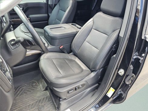 Used 2021 Chevrolet Silverado 1500 LT Trail Boss w/ Convenience Package II AWD/4WD image 6