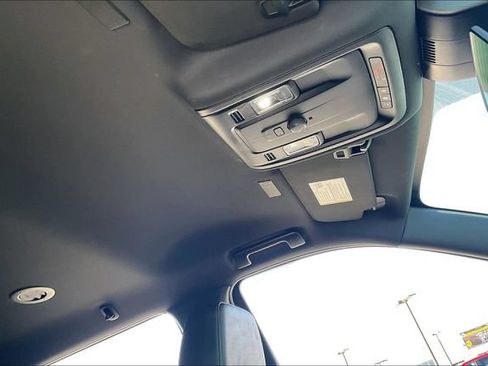 Used 2025 Chevrolet Tahoe LT AWD/4WD image 29