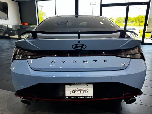 Used 2022 Hyundai Elantra N FWD image 4