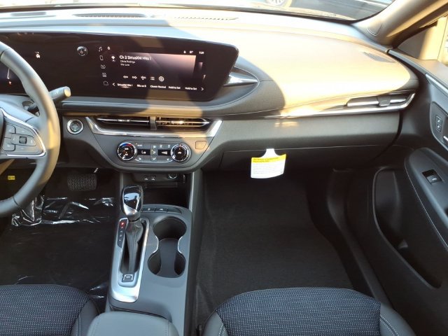 New 2026 Buick Envista Sport Touring w/ Convenience I Package FWD image 18