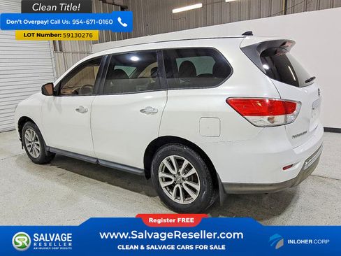 Used 2014 Nissan Pathfinder S FWD image 3