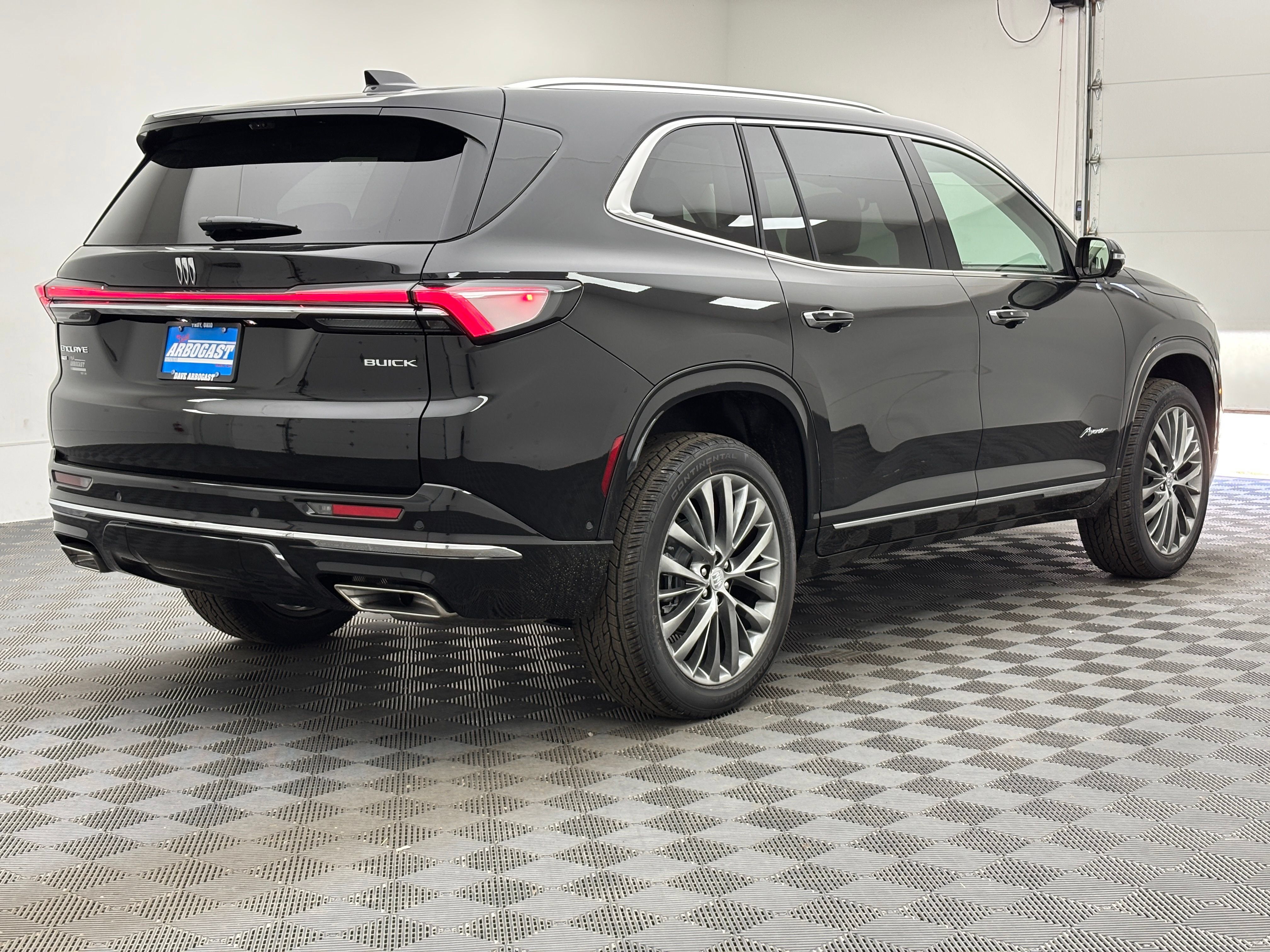 New 2026 Buick Enclave Avenir w/ Super Cruise Package AWD/4WD image 10