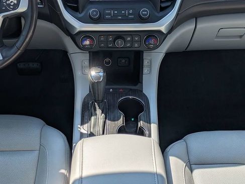 Used 2018 GMC Acadia SLT FWD image 18