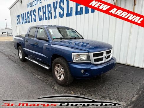 Used 2011 Dodge Dakota Big Horn image 1