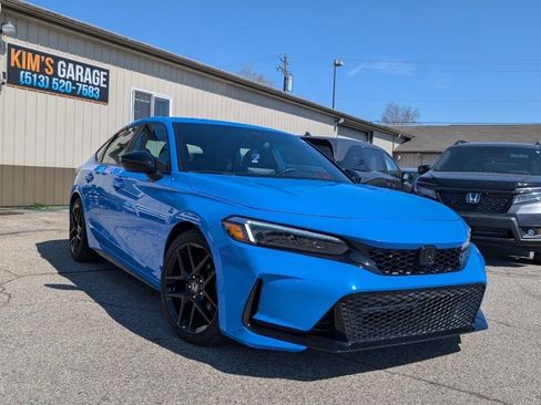 Used 2023 Honda Civic Sport image 4