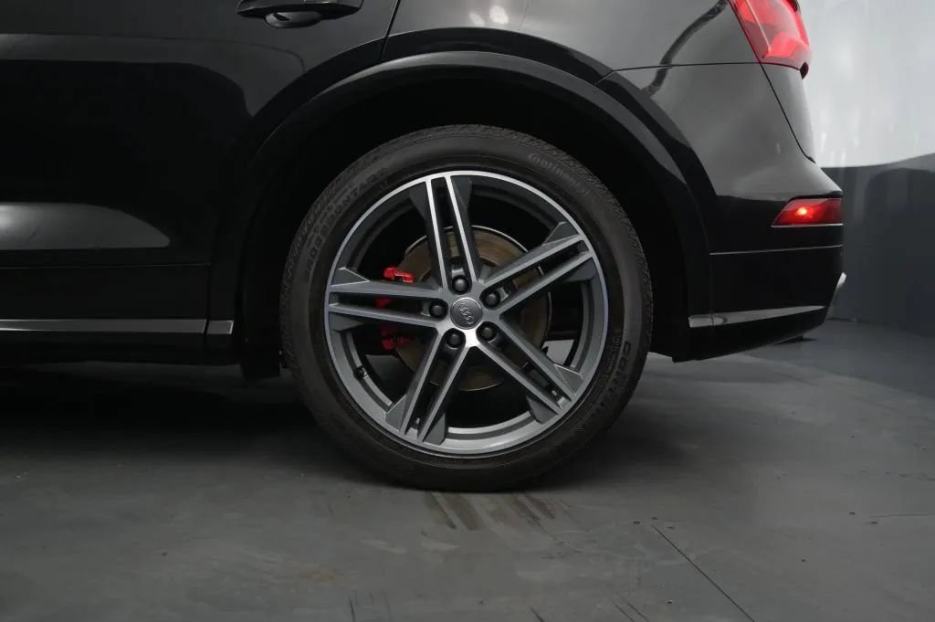 Used 2019 Audi SQ5 Premium Plus w/ Premium Plus Package AWD/4WD image 13