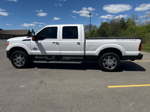 Used 2013 Ford F250 Platinum w/ Platinum Pkg AWD/4WD image 8