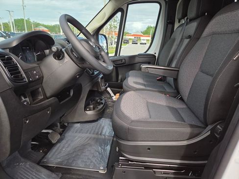 New 2026 RAM ProMaster 3500 w/ Convenience Group FWD image 12