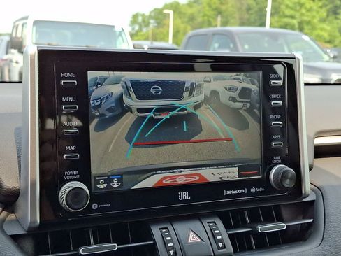 Used 2020 Toyota RAV4 XLE Premium AWD/4WD image 21