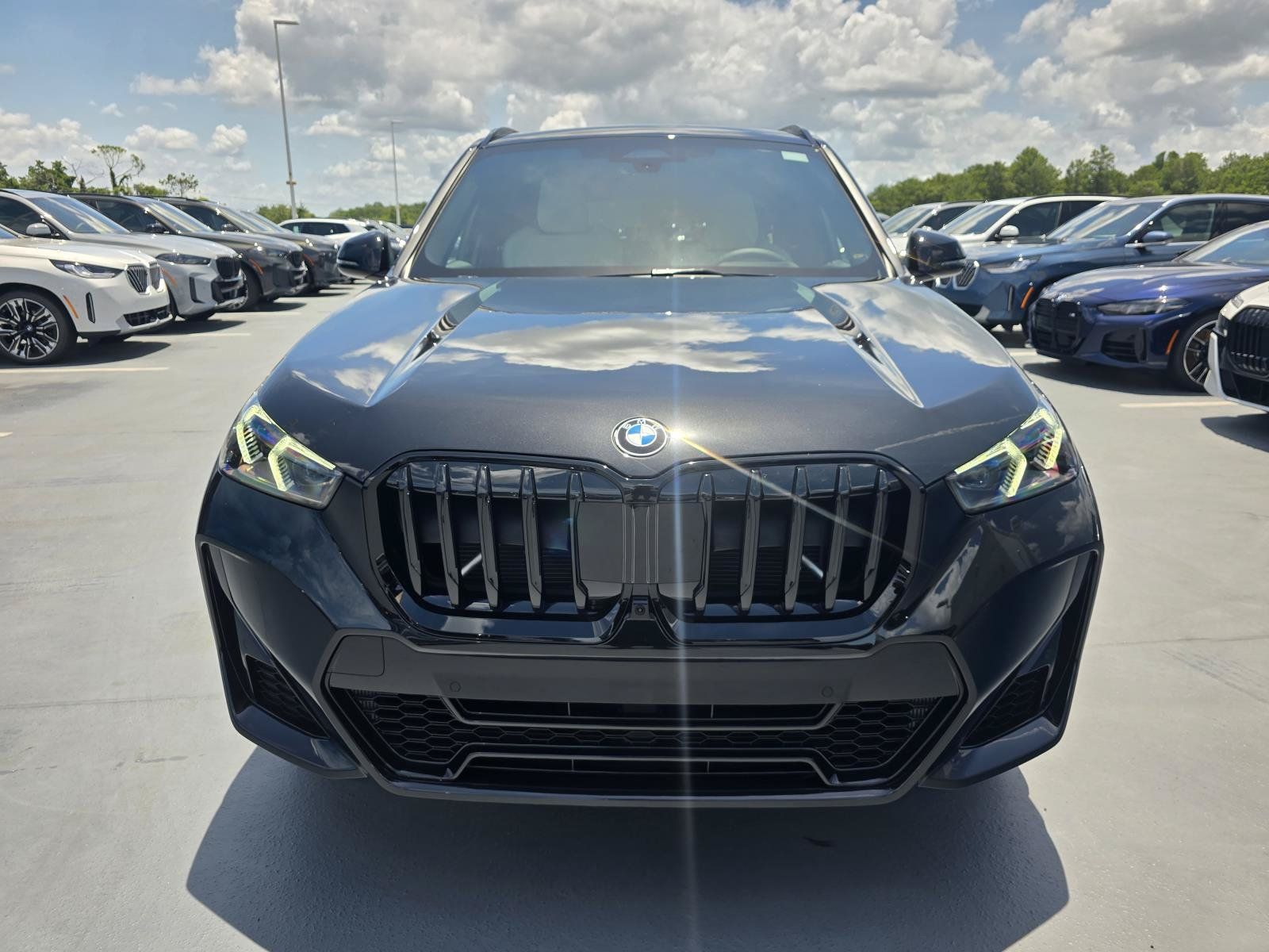 New 2026 BMW X1 xDrive28i w/ Technology Package AWD/4WD image 2