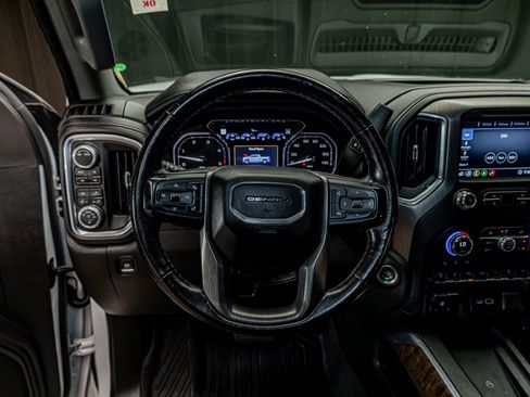 Used 2020 GMC Sierra 3500 Denali w/ Denali Ultimate Package AWD/4WD image 15