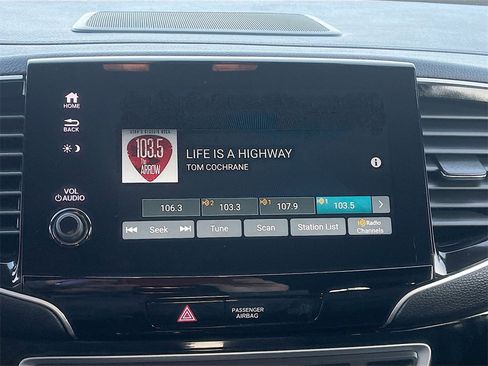 Used 2022 Honda Pilot Touring image 15