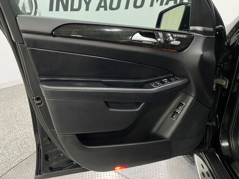 Used 2017 Mercedes-Benz GLS 450 GLS 450 w/ Premium Package image 15