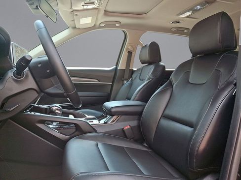 Used 2022 Kia Telluride S image 11