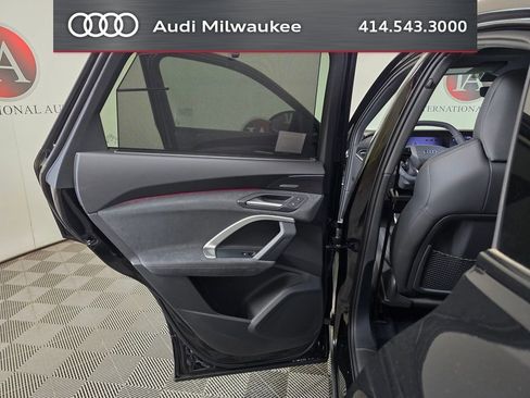 New 2026 Audi SQ5 Premium Plus image 21