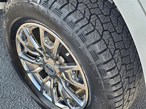 Used 2023 Ford Ranger Lariat w/ Equipment Group 501A High image 13