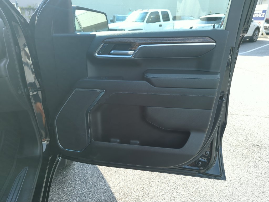 Used 2025 GMC Sierra 1500 Elevation RWD image 30