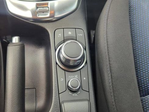 Used 2018 Toyota Yaris iA image 22