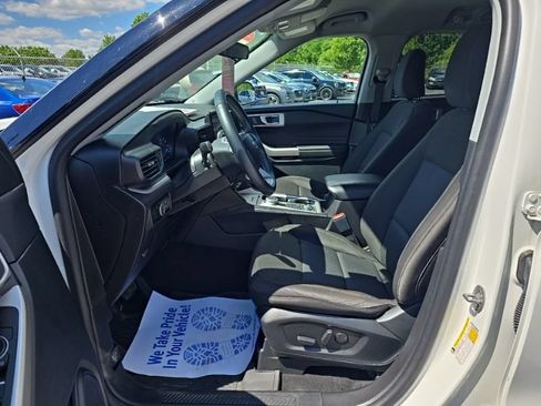 Used 2023 Ford Explorer XLT w/ Class IV Trailer Tow Package AWD/4WD image 23